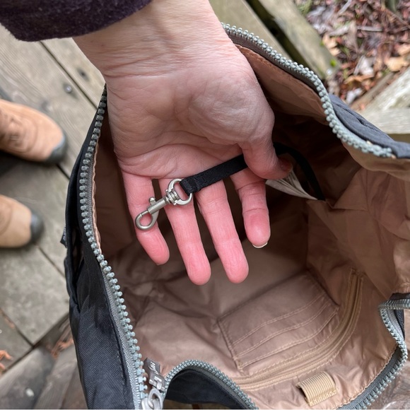 Baggallini Sidekick Large RFID Black Hobo Crossbody Bag Purse - Picture 6 of 16